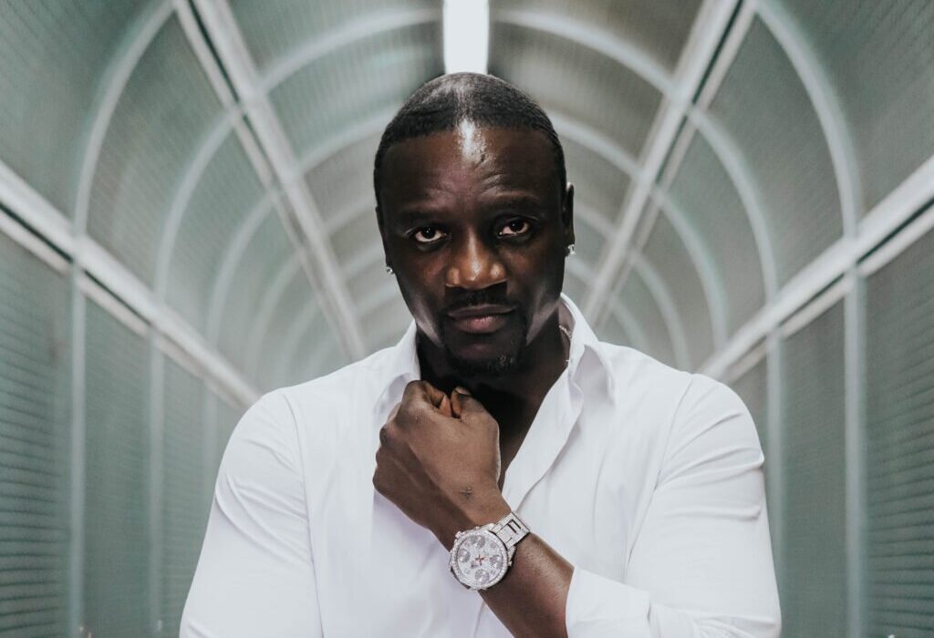 Akon (Courtesy: Akon.com)