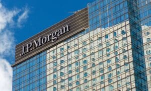 JP Morgan: Younger Investors Favor Bitcoin, Older Generations Lean on Gold