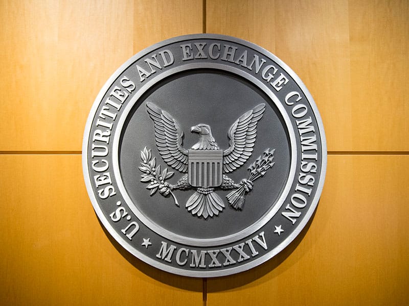 SEC Commissioner Says Bitcoin Ban would be Foolish