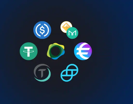 Centralized Stablecoins Maintain Pegs Amid Crypto Market Crash, Algorithmic Tokens Struggle