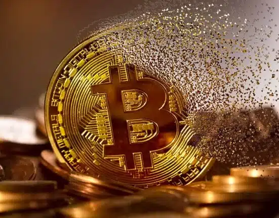 Institutional Investors Pull Back from Bitcoin, Shift Focus to Ethereum