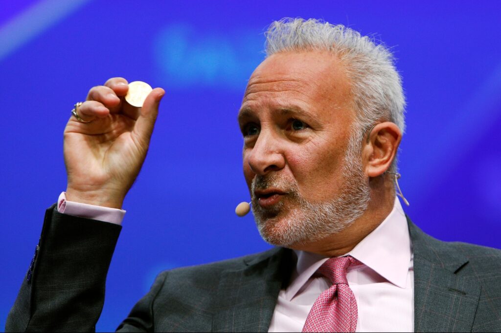 Peter Schiff slams MicroStrategy CEO's Plan to "Take Bitcoin to the Grave"; Claims "he has gone mad."