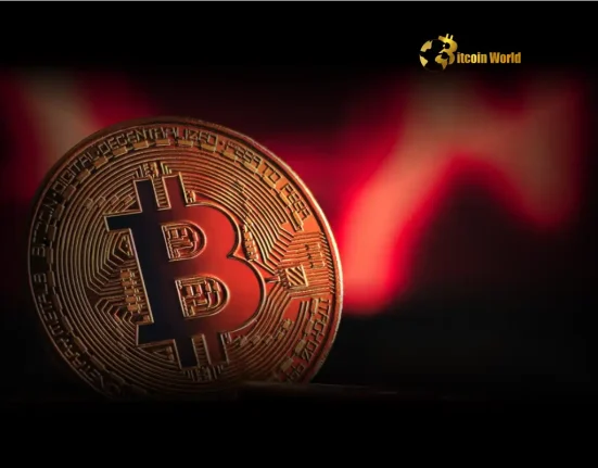 Alarming Bitcoin Losses: Mid-Term Holders Capitulate as Sell-Off Deepens