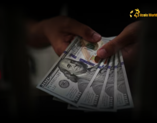 Critical Week: US Dollar Flat Awaiting Ukraine Talks Breakthrough