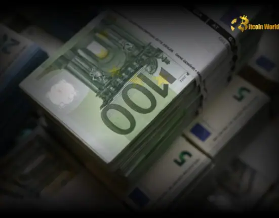 EUR/USD Soars: Trump Tariff Delay and Shocking US Retail Sales Ignite Euro Rally