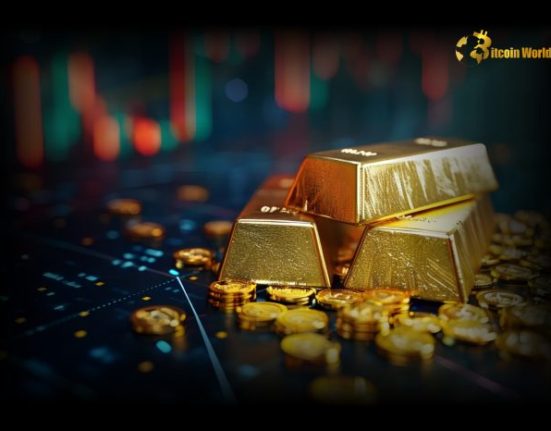 Unwavering Gold Price: Safe Haven Shines Above $2,900 Despite USD Strength
