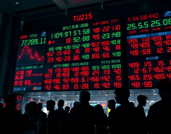 Asian stock market board showing mixed numbers with traders on a floor, reflecting cautious investor sentiment amid geopolitical tensions.