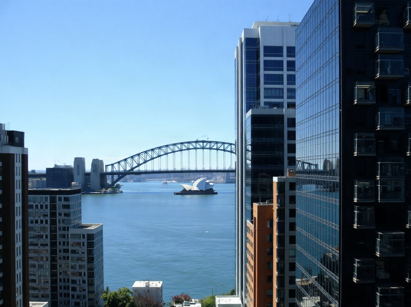 Australia’s Unemployment Rate Rises to 4.5% in July, Missing Forecasts