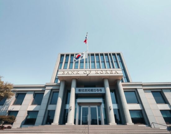 Bank of Korea headquarters in Seoul on a clear day