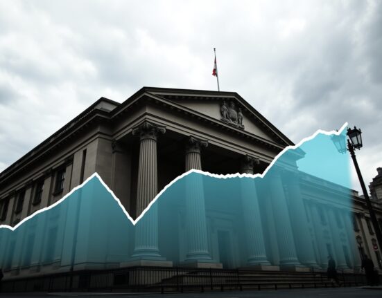 Bank of England building in London, representing BoE interest rate decision and inflation risks analyzed by Deutsche Bank