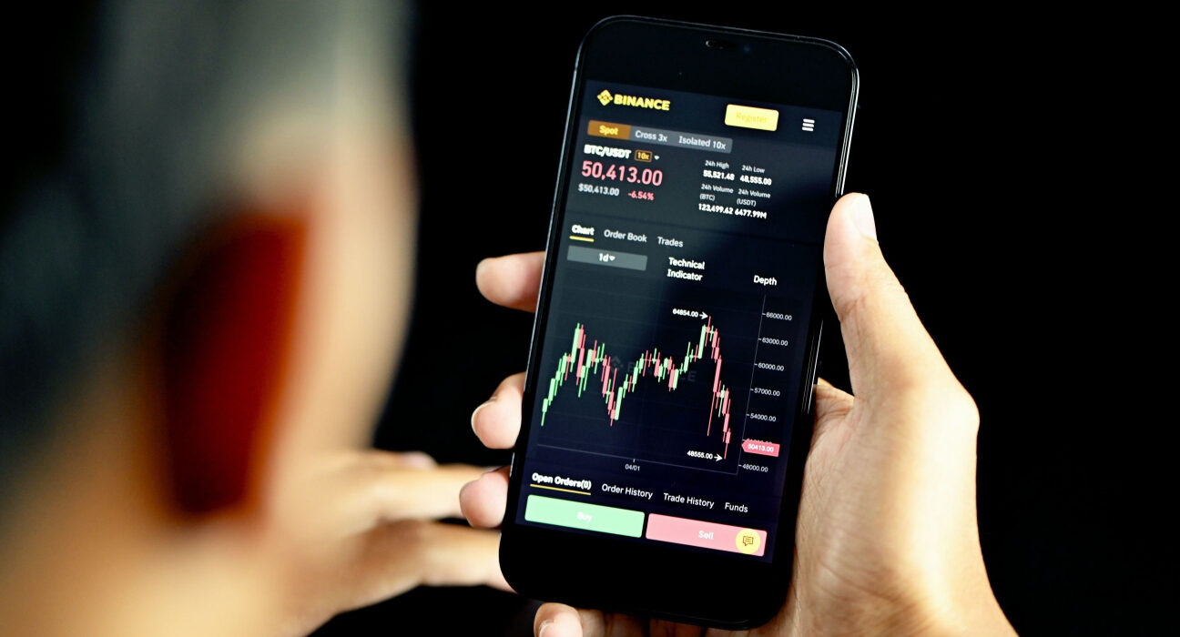 Parabolic SAR: How Crypto Traders Use It to Catch Trends