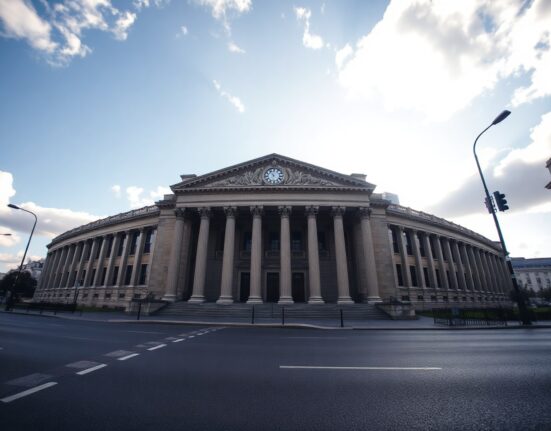 Bank of England building in London, symbolizing UK economic policy and growth outlook.