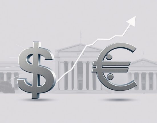 Dollar Volatility: Crucial Analysis After Fed Meeting, Euro Outlook Hinges on ECB