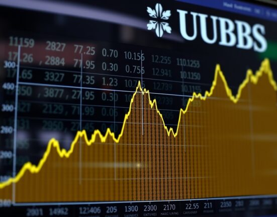 EUR/USD Forecast: UBS Unveils Pivotal 1.25 Peak Prediction