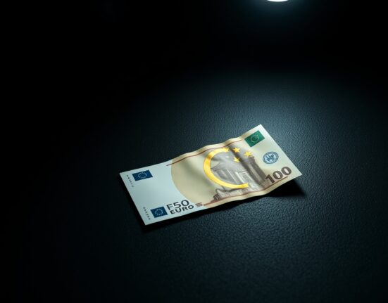 Euro retreats as US-Iran tensions grow, a single Euro banknote in a dark, tense setting symbolizing currency market volatility.