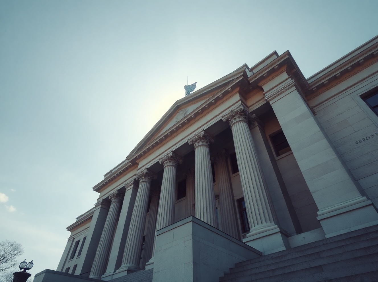 Fed’s Cook Signals Readiness to Raise Rates if Inflation Progress Stalls