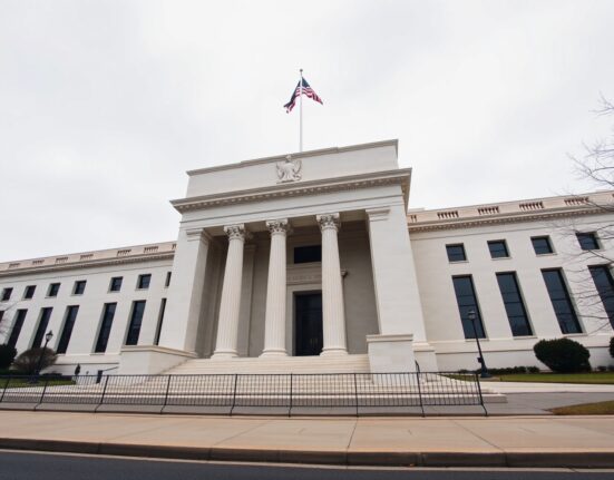 Exterior of the Federal Reserve Building in Washington D.C. on an overcast day.