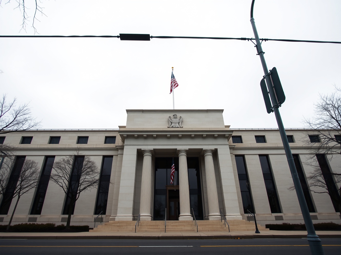 FOMC Preview: Fed Poised to Hold Rates Steady After June’s Hawkish Turn