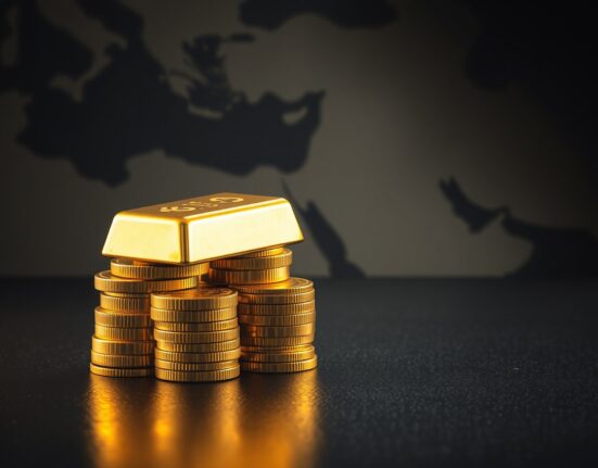 Gold price holds in tight range as Iran tensions and mixed Fed signals curb upside for safe-haven investors