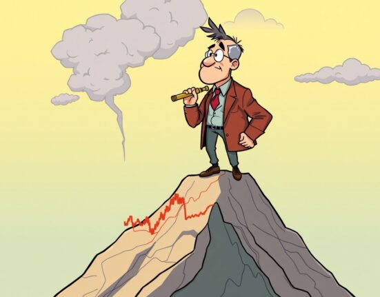 Jim Rogers US stock market prediction showing investor at market peak considering short positions