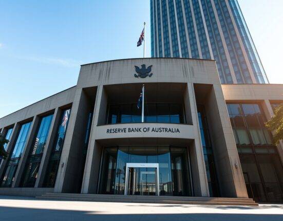 Reserve Bank of Australia headquarters in Sydney on a sunny day