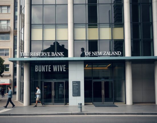 Exterior of the Reserve Bank of New Zealand building in Wellington on a cloudy day