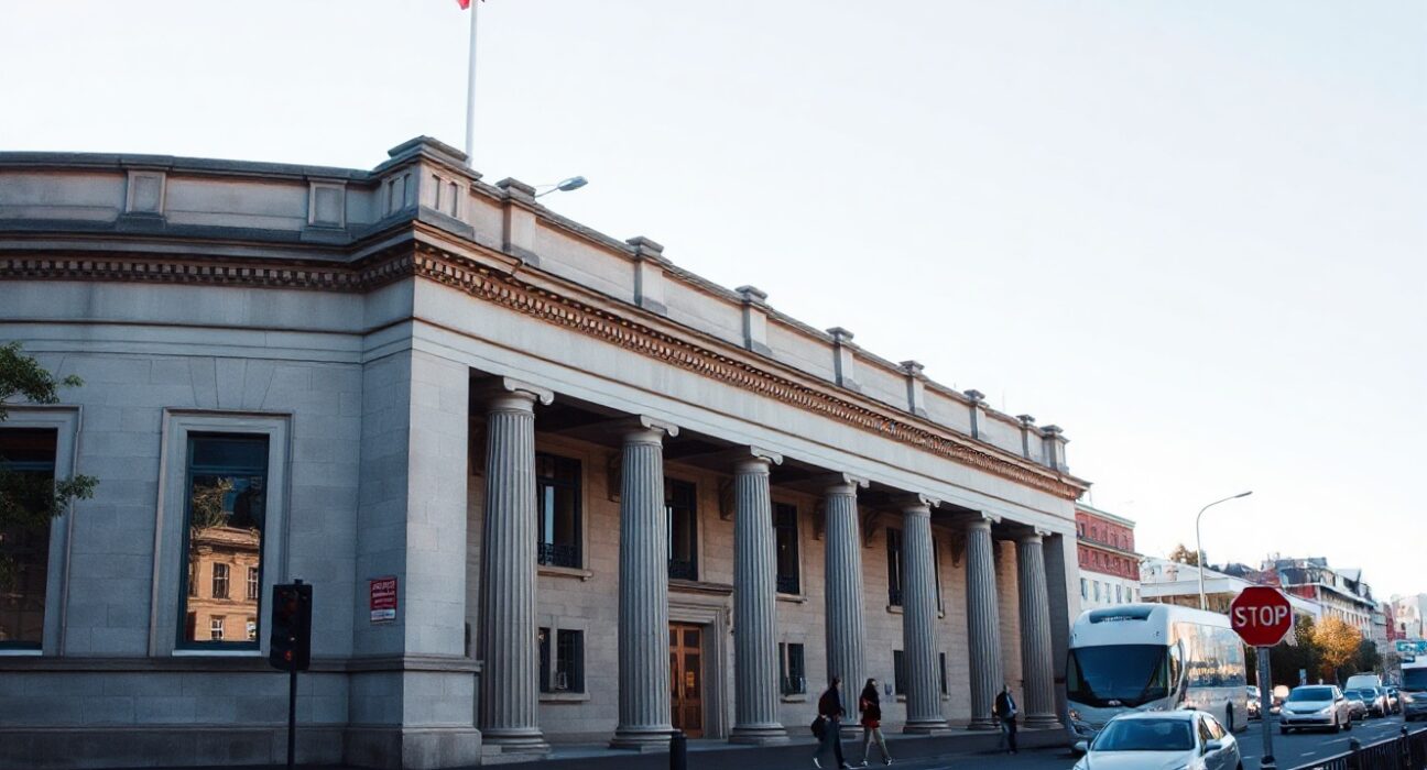 Reserve Bank of New Zealand headquarters in Wellington on a sunny day
