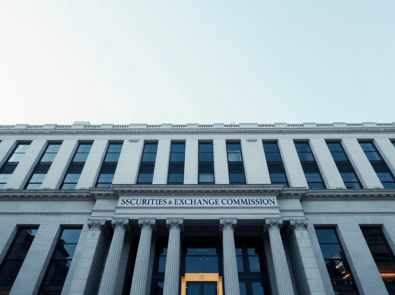 U.S. SEC Weighs Allowing Listed Firms to Challenge Tokenized Stock Listings
