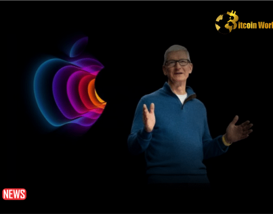 Apple CEO Tim Cook Advocates For AI Regulatory Guidelines