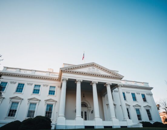 White House facade under clear sky, representing US political decision-making on Iran nuclear issue