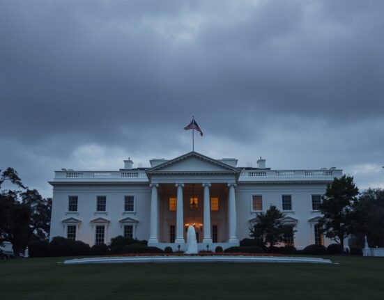 White House at dusk with overcast sky, reflecting a tense geopolitical announcement