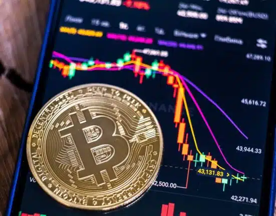Bitcoin Halving Triggers US Mining Equipment Relocation; Monero Competitor Set for Market Breakthrough
