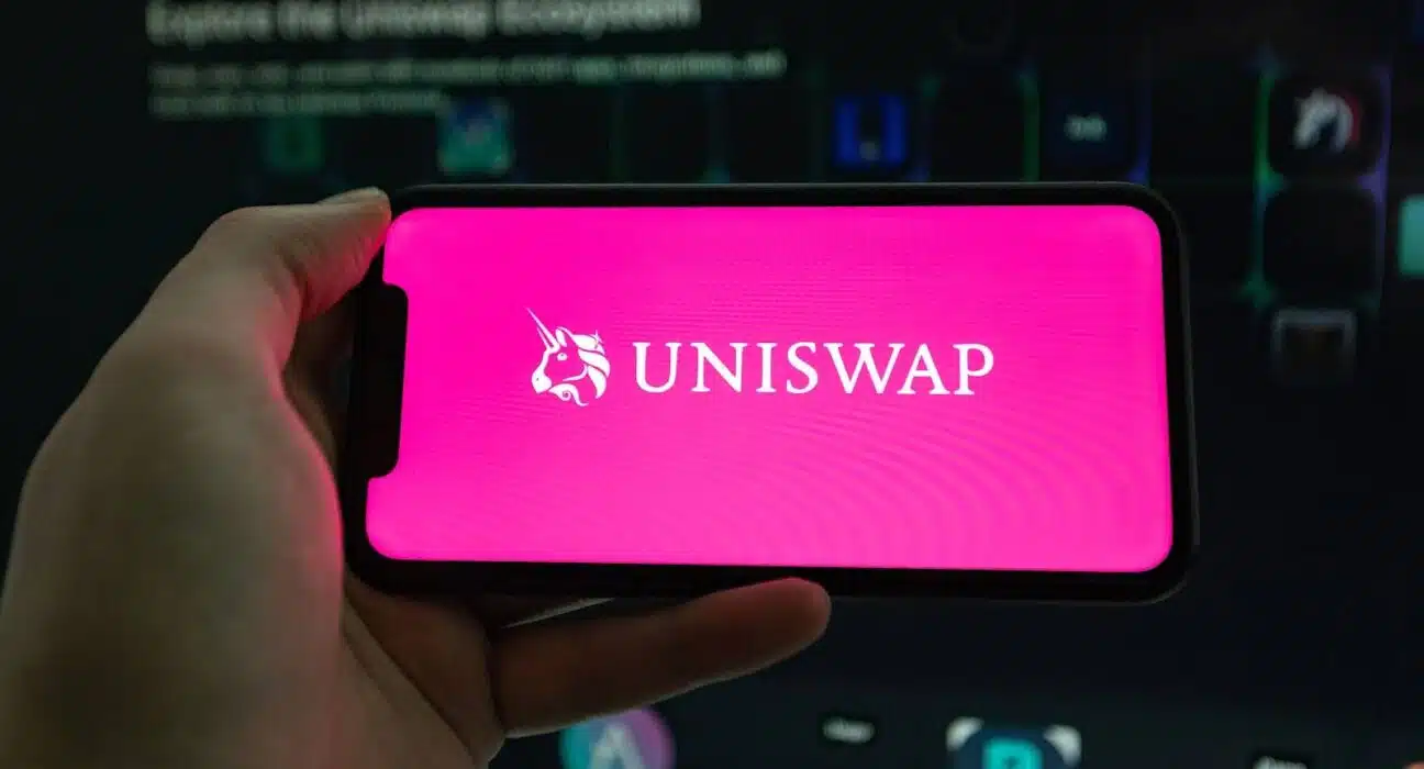Uniswap (UNI) and FLOKI (FLOKI) See Dwindling Interest; Traders Bet on InQubeta (QUBE)
