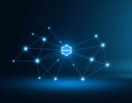 USDT0 omnichain protocol integration with Hedera network for DeFi liquidity expansion