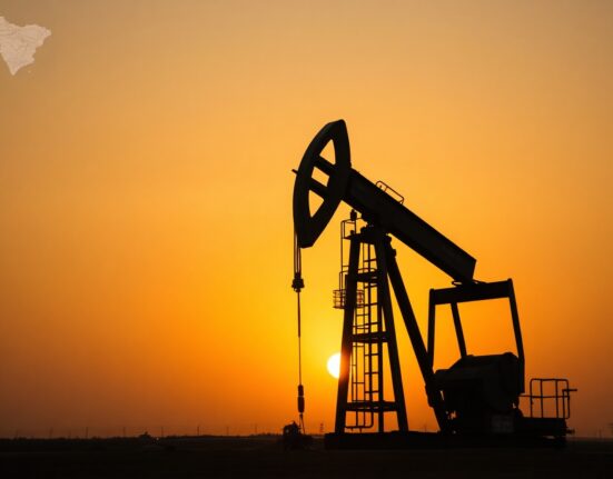Crude oil pumpjack at sunset with a geopolitical map of the Middle East in the background, representing oil price volatility and geopolitical tensions.